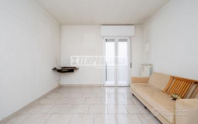 RIF: AN283S - BILOCALE IN ZONA ROMETTA BASSA