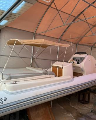 Gommone Altamarea Wave 33