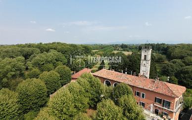 IN FASE DI RISTRUTTURAZIONE-FINE LAVORI SETTEMBRE