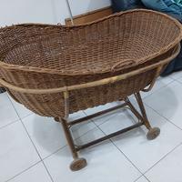 culla d'epoca in vimini