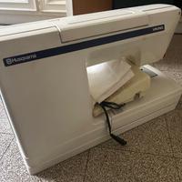 Husqvarna Viking Designer 1 macchina da cucire