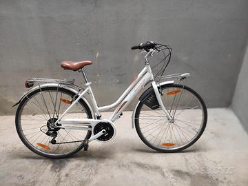bicicletta da passeggio non elettrica 