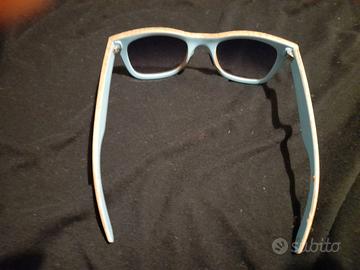 Occhiali da sole indipendent