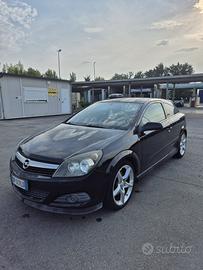 Opel astra gtc