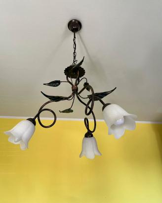 Lampadario in ferro stile arte povera