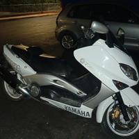 Yamaha T Max - 2005