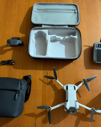 Dji mini 4 pro fly more combo