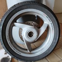 Cerchio e pneumatico aprilia sr - piaggio nrg