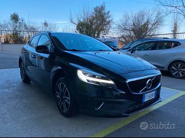 Volvo V40 Cross Country D2 120cv Geartronic