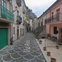 Olevano romano bilocale arredato con balcone