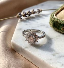 Anello Fiore di Luce Argento e Zirconi - Regolabil