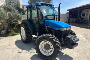 TRATTORE NEW HOLLAND TN65d