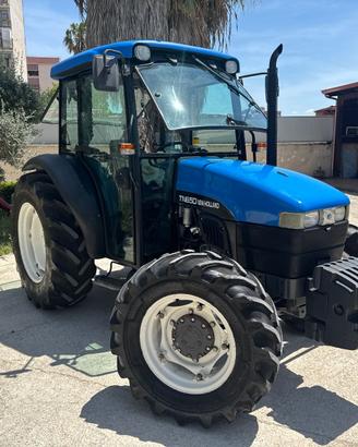 TRATTORE NEW HOLLAND TN65d