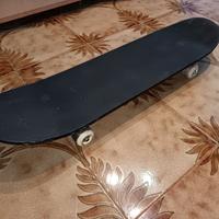 Skateboard Nero