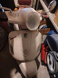 Motorino piaggio vespa