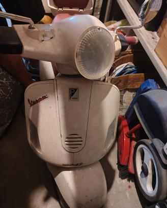 Motorino piaggio vespa