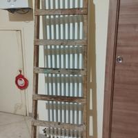 scala in legno (antica)