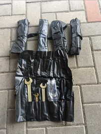 Omma set attrezzi da viaggio nuovo