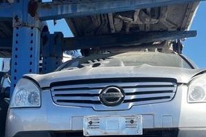 Ricambi muso portellone nissan qashqai +2