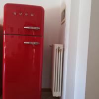 Frigorifero Smeg con vano congelatore decorativo