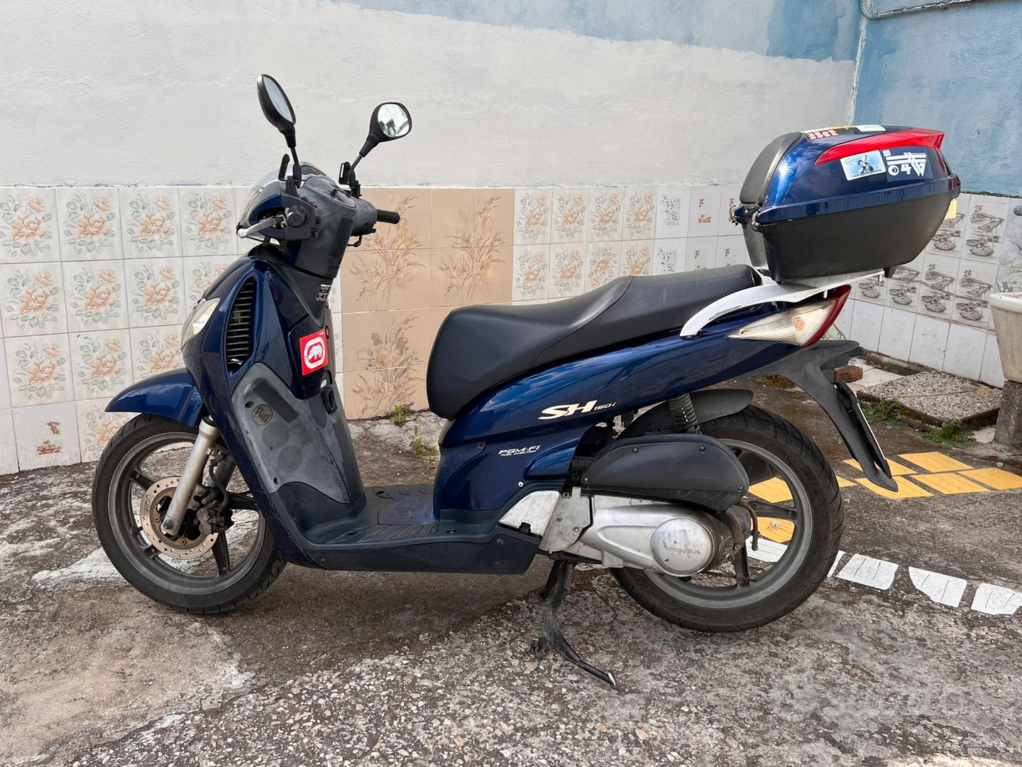 Honda SH 150 - Anno 2007 - 87.000 km - Moto e Scooter In vendita a Napoli