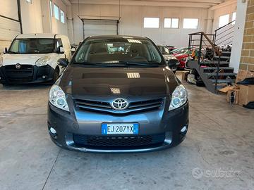 Toyota Auris 1.4 D-4D 5 porte Active 2011