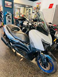 Yamaha X-Max 300 12 MESI GARANZIA TAGLIANDATO GOMM