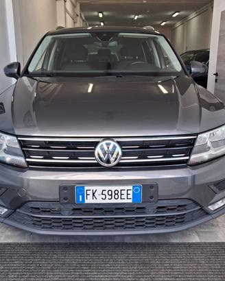 Volkswagen Tiguan 1.6 TDI SCR Business BlueMotion 