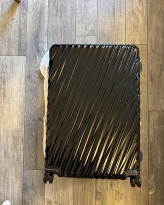 Tumi 19 DEGREE Espandibile 77Cm Nera