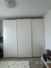 Armadio a 3 ante scorrevoli