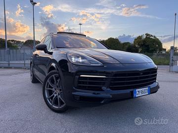 Porsche Cayenne 3.0 V6 E-Hybrid Platinum Edition