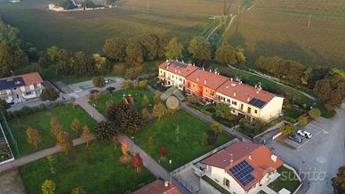 VILLA A SCHIERA A SAN MARTINO BUON ALBERGO