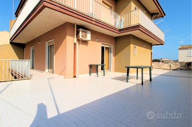 Appartamento con Veranda a Marina di Ragusa
