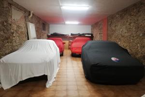 Grande garage fondo sgombero magazzino