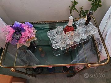 tavolino porta bottiglie 