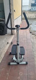Stepper con manubrio