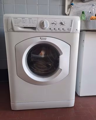 Lavatrice Ariston 6kg.