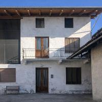 CASA SEMINDIPENDENTE A ALICE CASTELLO