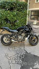 MT 07 praticamente nuova