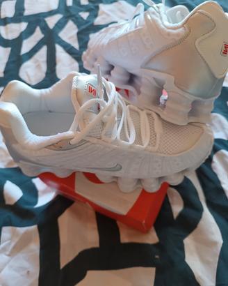 Nike shox