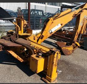 Retroescavatore Macmoter