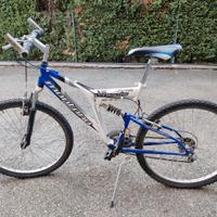 Mountain Bike bi-ammortizzata 26"