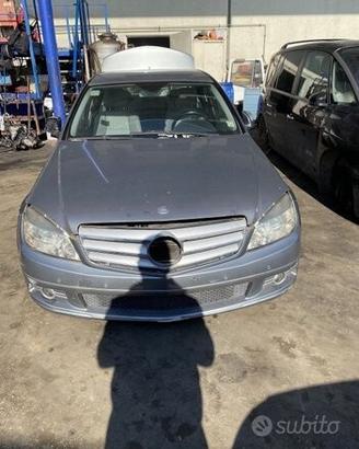 Ricambi muso portellone mercedes classe c 320