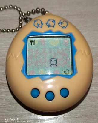Tamagotchi vintage smart chicken