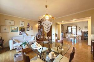 Appartamento di 110 m² con 5 locali e box auto dop