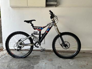 Bici Scott High Octane Downhill Vintage 2003 -