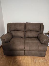 Divano 2 posti reclinabile con 2 recliner manuali