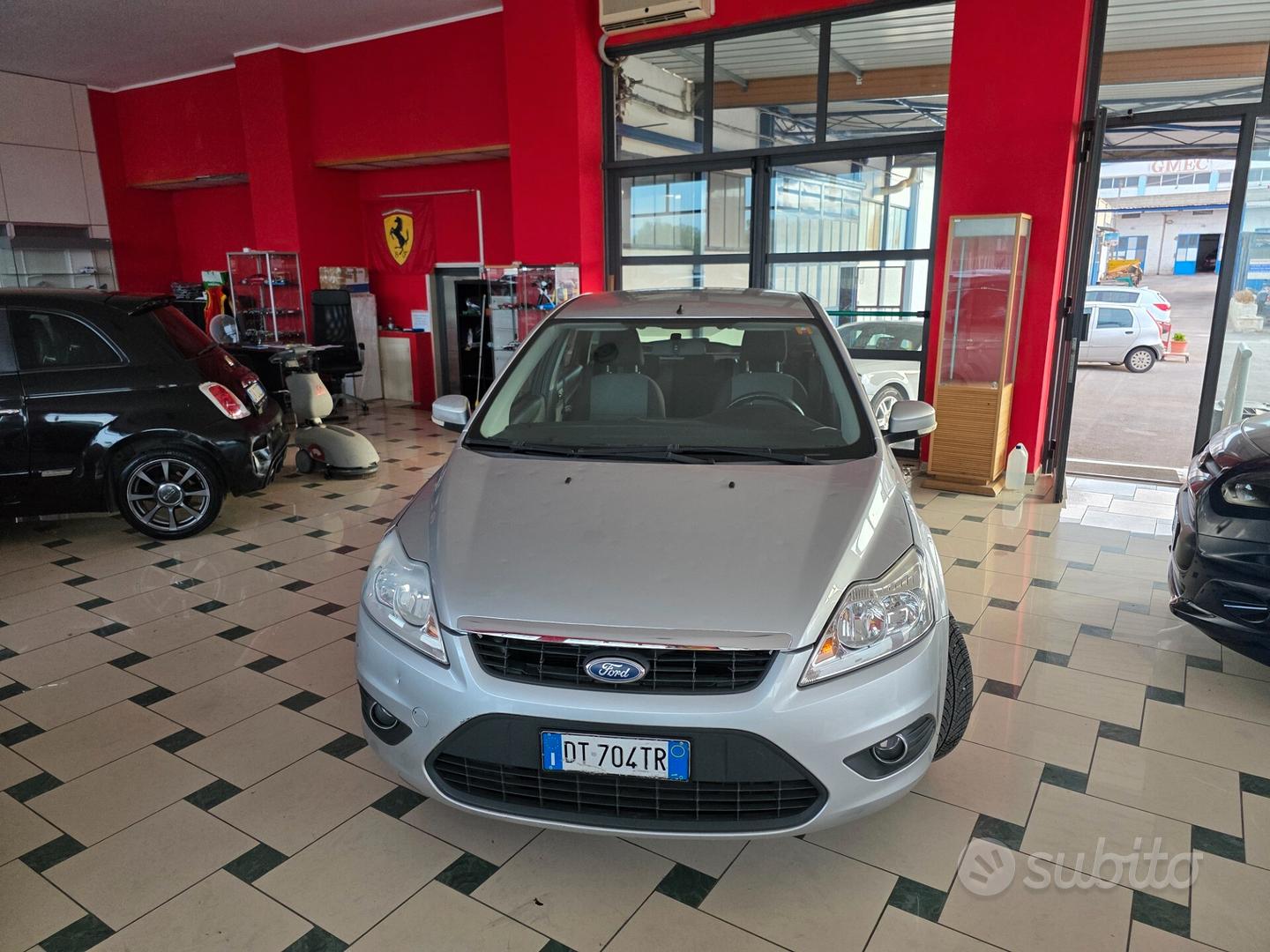 Ford Focus 2009 photo 2