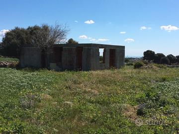 Rustico con progetto approvato Con.da Famagiorgia