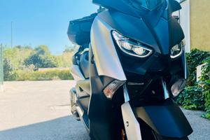 Yamaha X-max 400